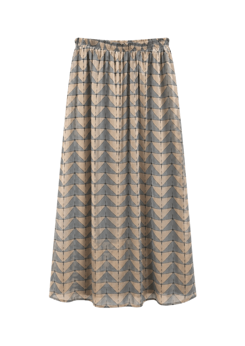 Saia - LOFTY STYLE