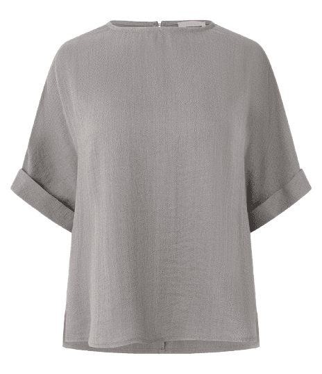 Blusa em Viscose com Barra Dobrada e Decote Canoa