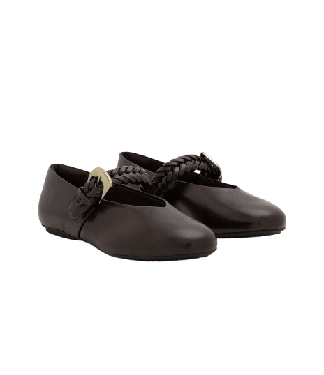 Sapatilha em PU com Tira de Trança Ajustável