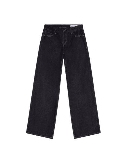 Jeans de perna larga e cintura baixa
