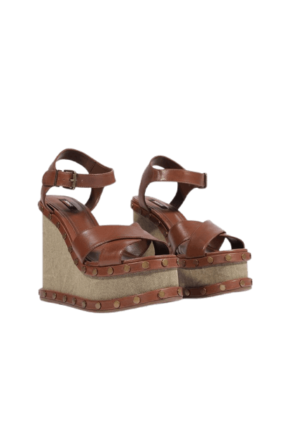 Sandália Plataforma Bico Quadrado Studs Couro Marrom