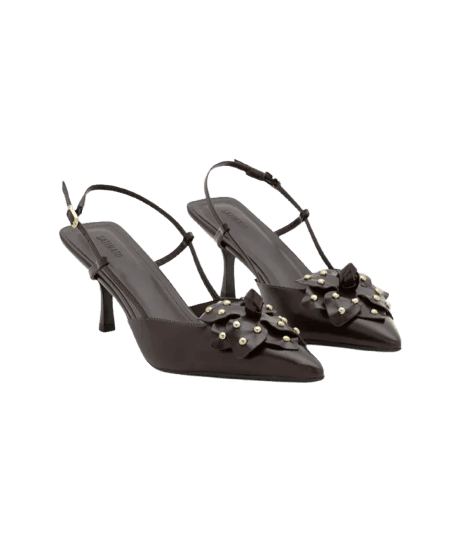 Sapato Slingaback com Flor e Cravinhos Marrom